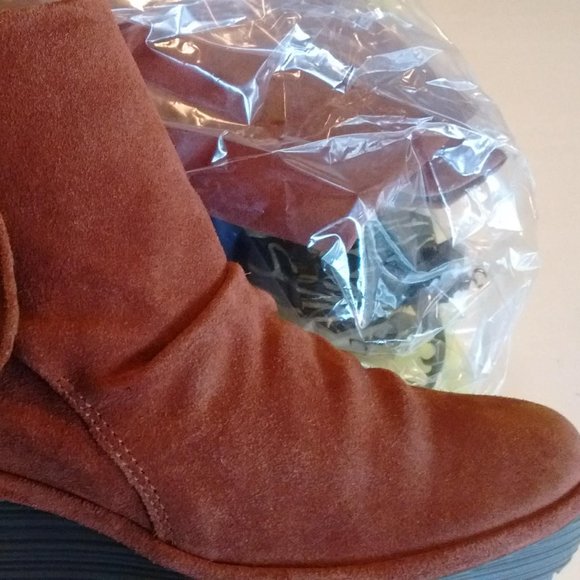 fly london suede ruched ankle boots